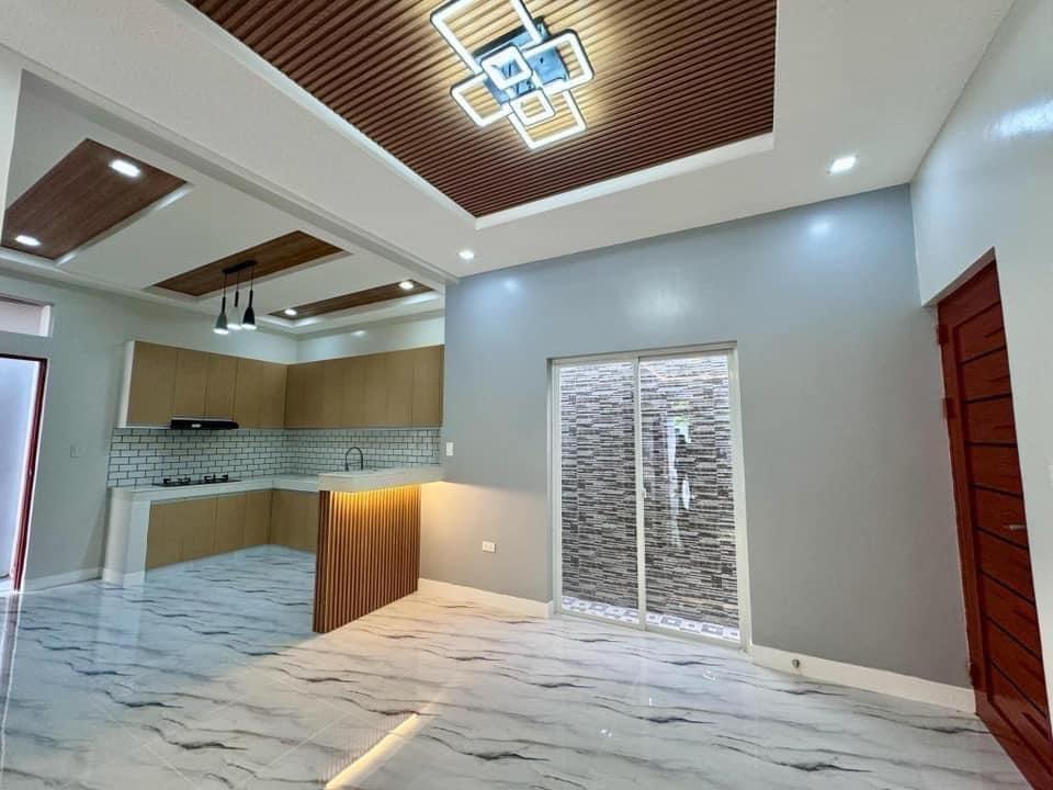 For Sale: 4-Bedroom Bungalow House | BF Resort Village, Talon Dos, Las Pinas City - Image 1