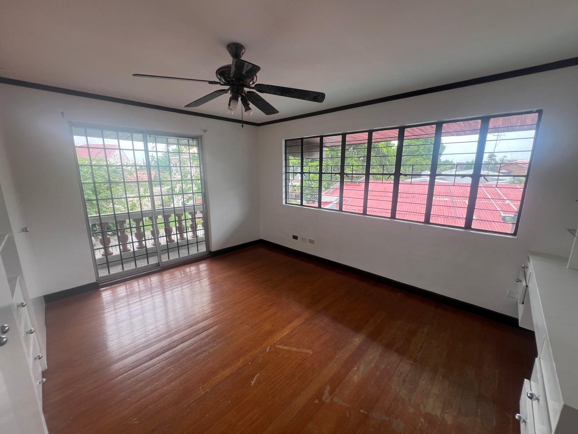 Spacious and Elegant 5 Bedroom House For Sale – Bf Resort Village - Image 4