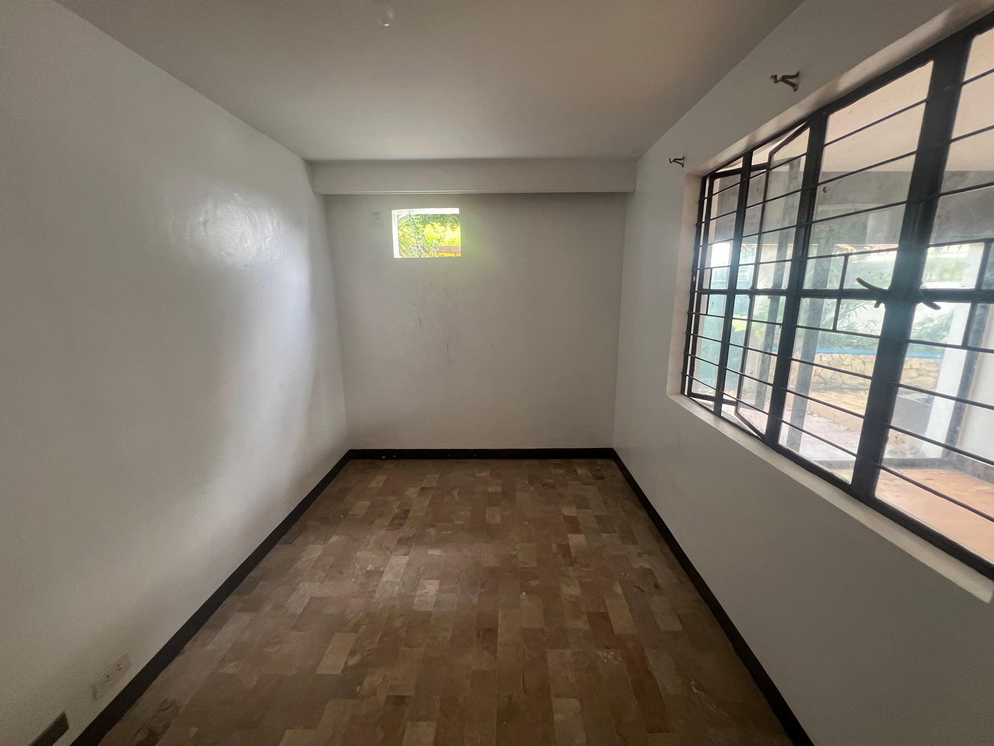 Spacious and Elegant 5 Bedroom House For Sale – Bf Resort Village - Image 7