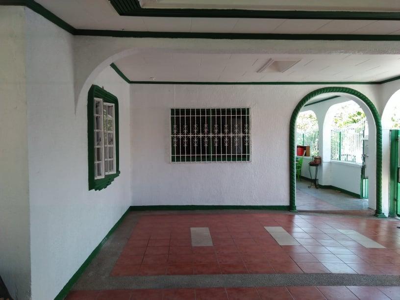 3 Bedroom Bungalow House and Lot for Sale in Pulang Lupa Dos, Las Pinas City - Image 2