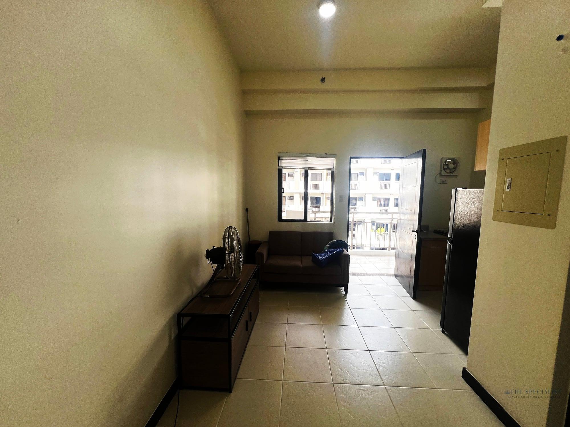 2 Bedroom Unit For Sale at DMCI Calathea Place, Sucat, Paranaque - Image 9