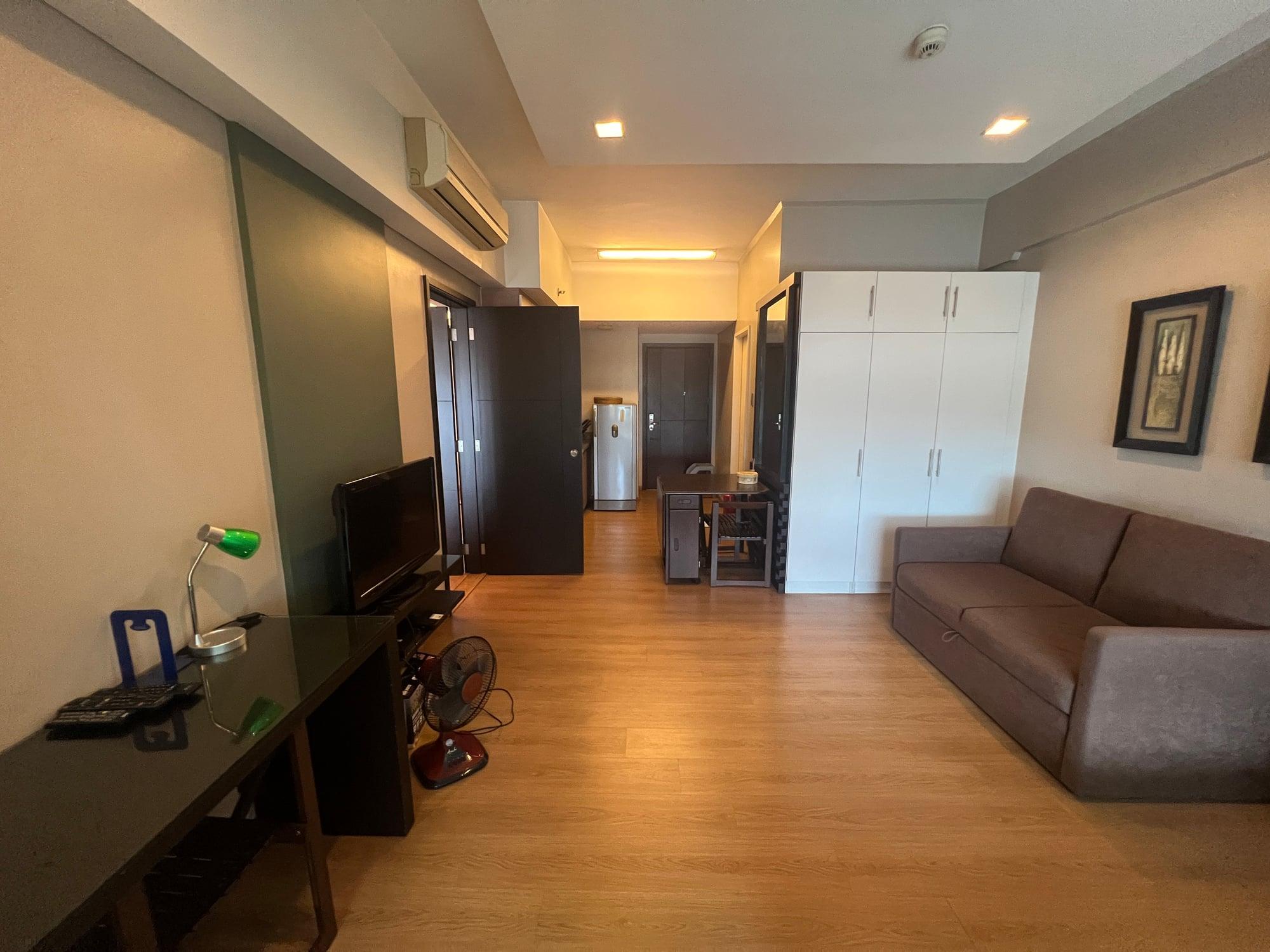 Studio Unit for Sale | The St. Francis Shangri-La Place, EDSA, Mandaluyong - Image 4