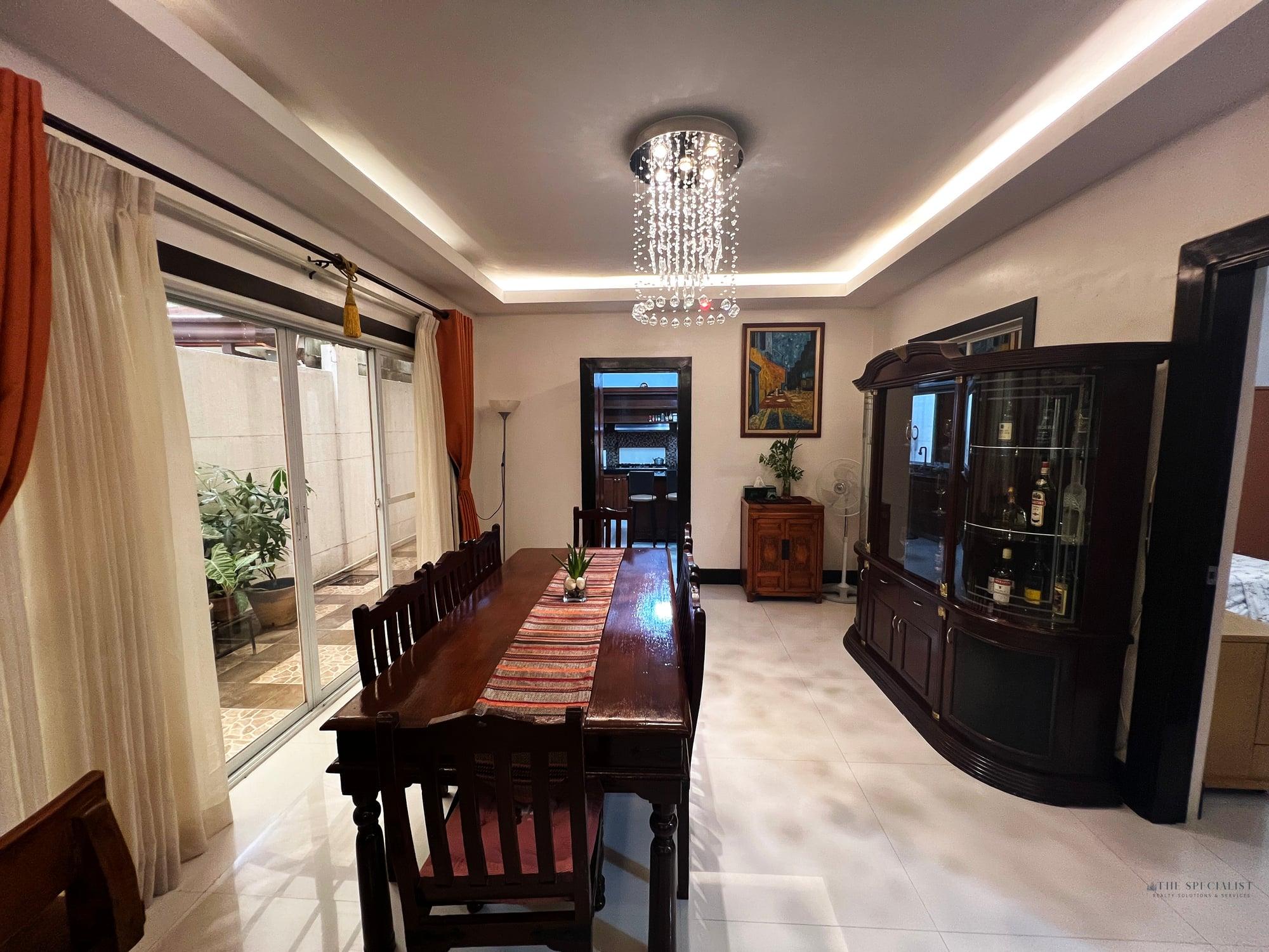 For Sale | 4-Bedroom House and Lot in Merville Park | Spacious 330 Sqm Floor Area - Image 2