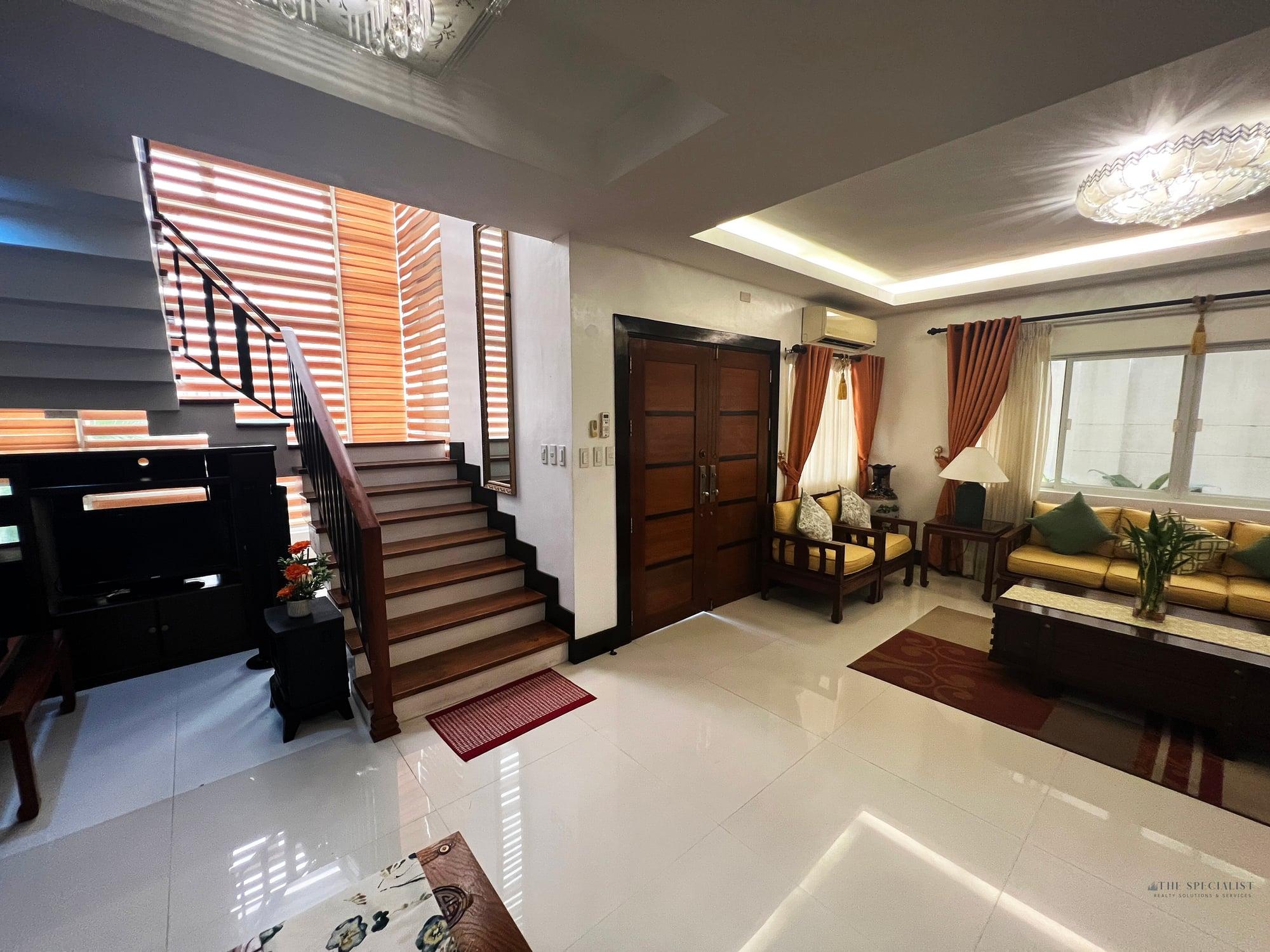 For Sale | 4-Bedroom House and Lot in Merville Park | Spacious 330 Sqm Floor Area - Image 4