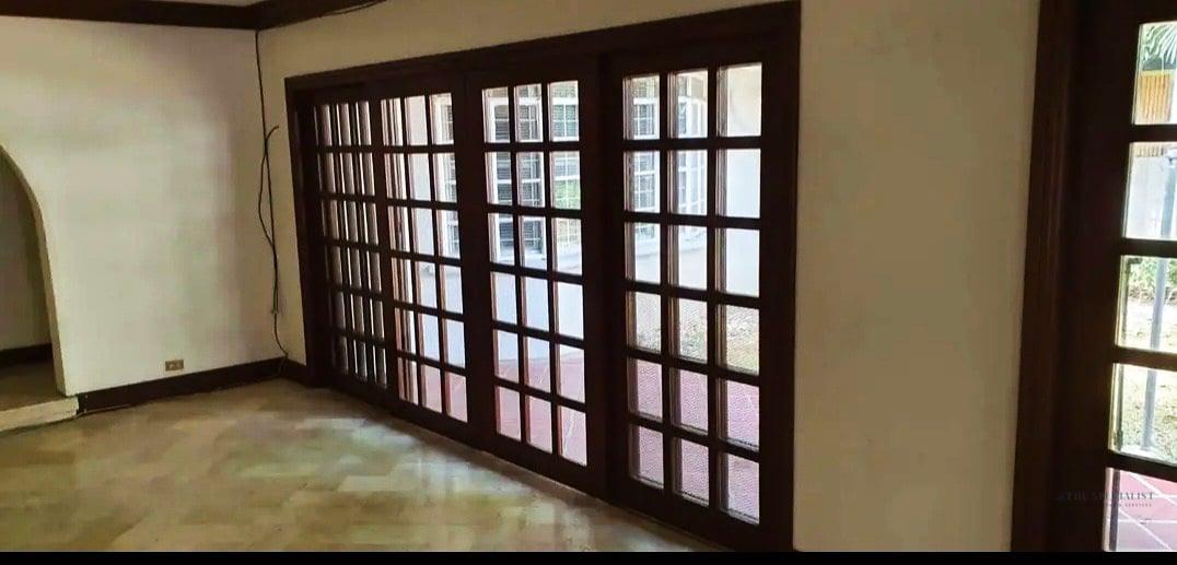For Sale | 660 Sqm Lot | 4 Bedroom House with Garden | Ayala Alabang Village - Image 2