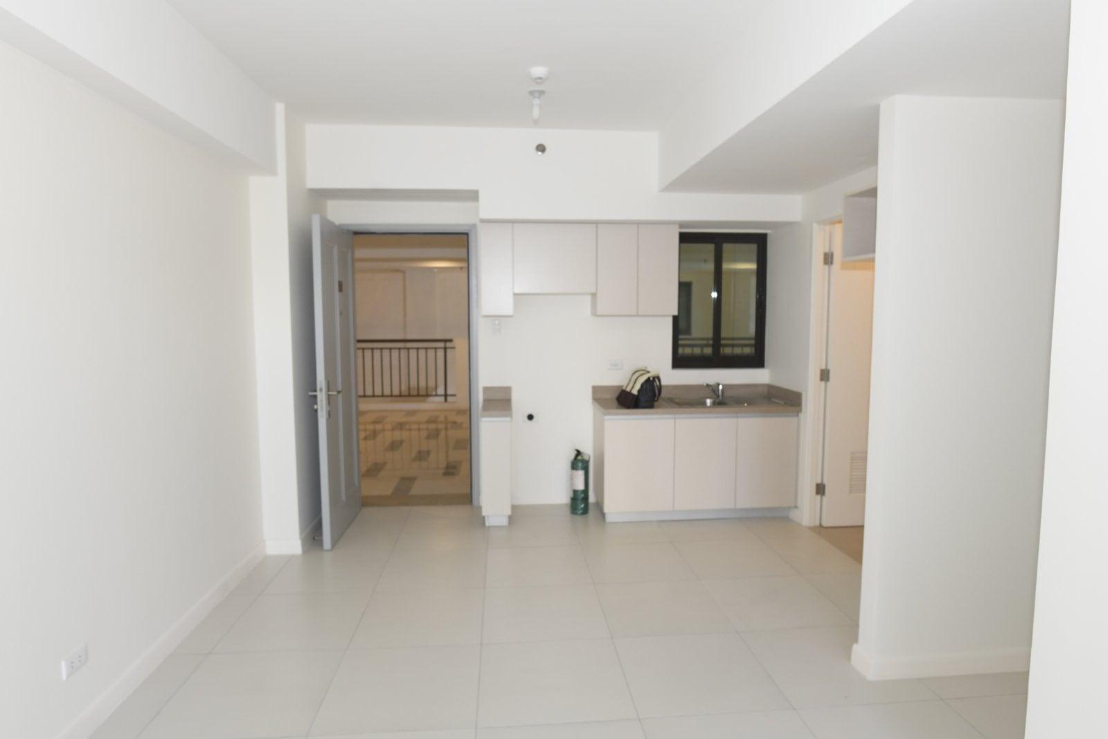 2BR Prime Condo Unit in Fordham Tower, Eastbay Residences, Muntinlupa - Image 2