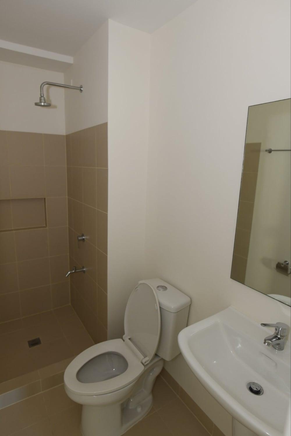2BR Prime Condo Unit in Fordham Tower, Eastbay Residences, Muntinlupa - Image 13
