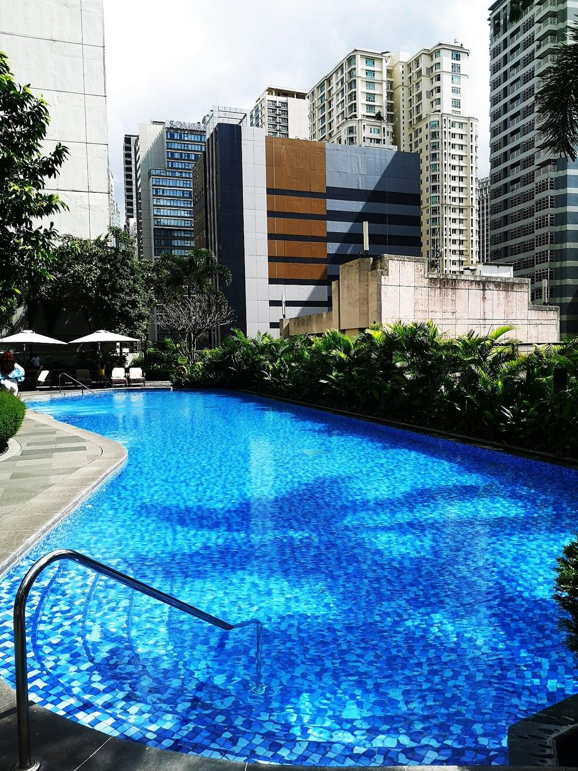 For Sale: Semi-Furnished 1-Bedroom Unit Shang Salcedo - Image 8
