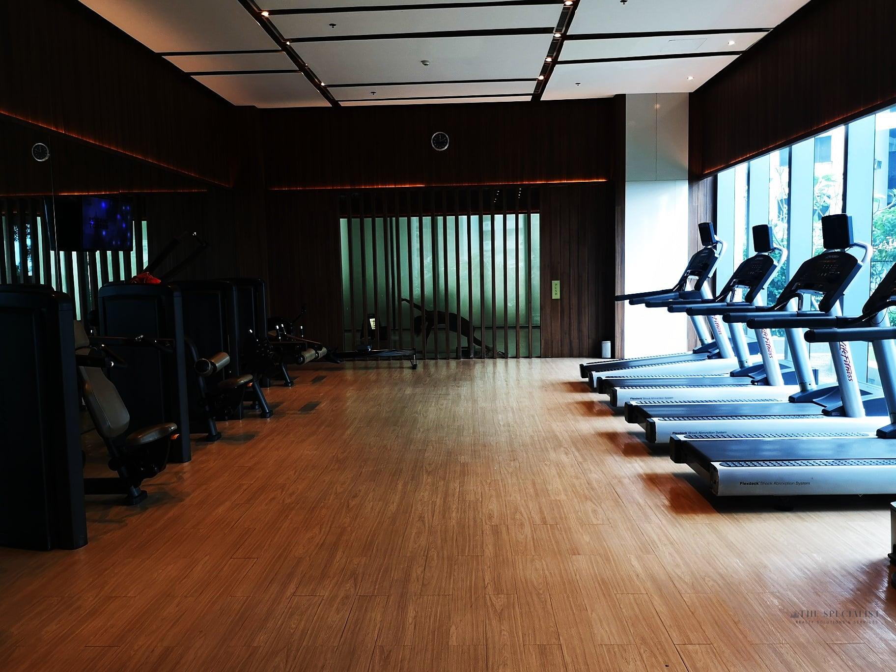For Sale: Semi-Furnished 1-Bedroom Unit Shang Salcedo - Image 12